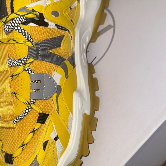 Yellow and Black Men's Sneakers - Picture 11 of 11